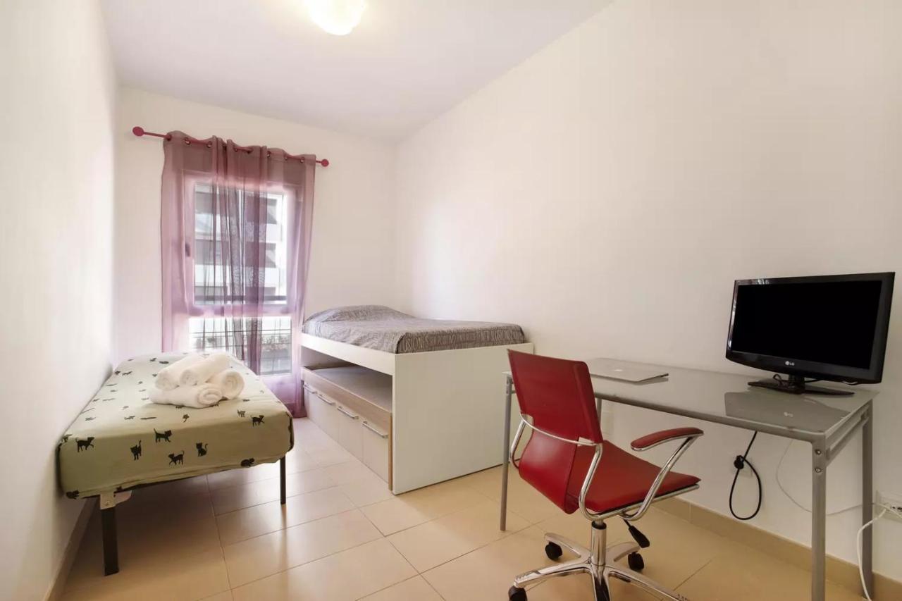 Malaga Campus Apartment Parking Included Kültér fotó